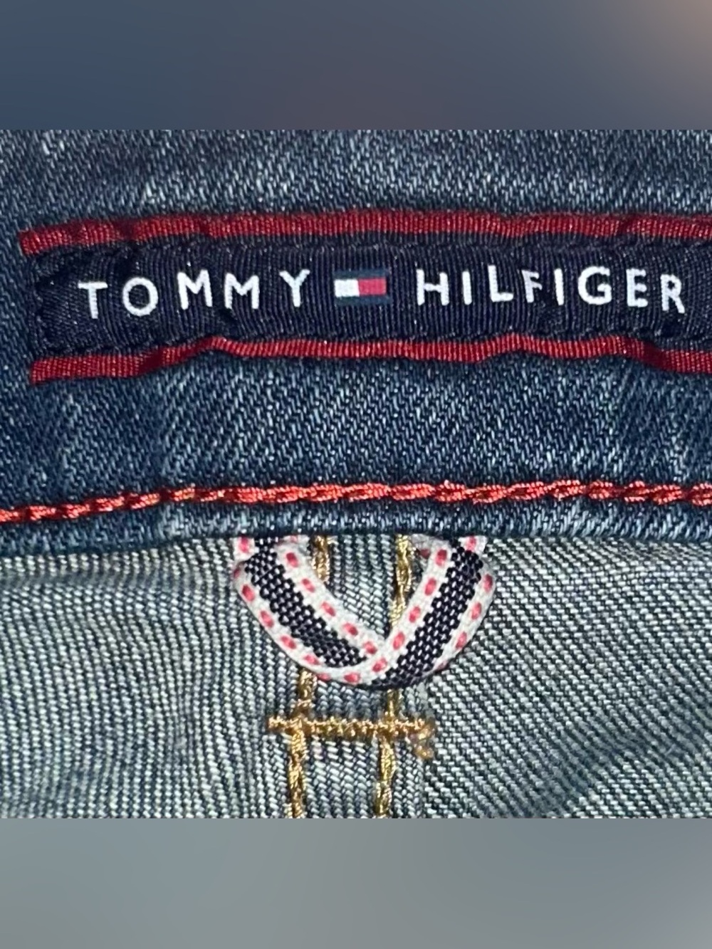 Tommy Hilfiger Minimalist Jeans Shorts Cuffed Hem Women’s Size 12 Summer - Picture 5 of 6